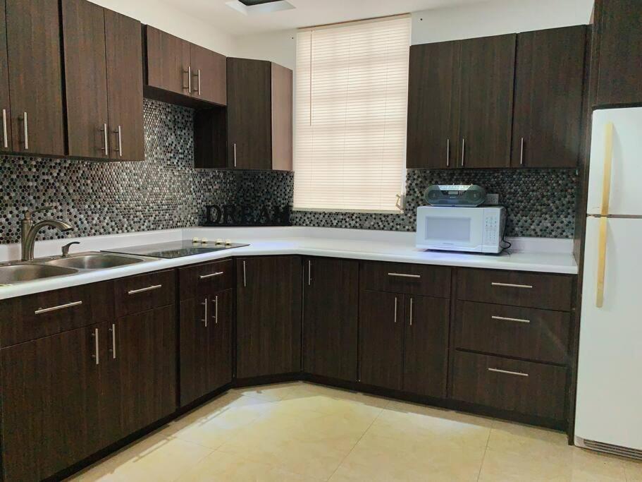 Spacius 4Br Home In Trendy Loiza St, Near Beach San Juan Exteriér fotografie